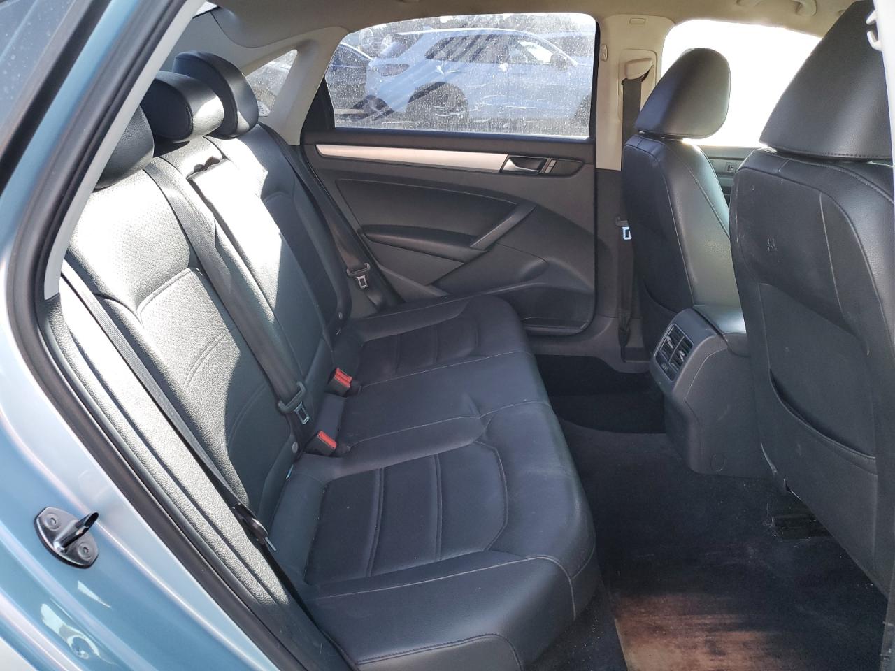 2013 Volkswagen Passat Se VIN: 1VWBP7A38DC138831 Lot: 92130095