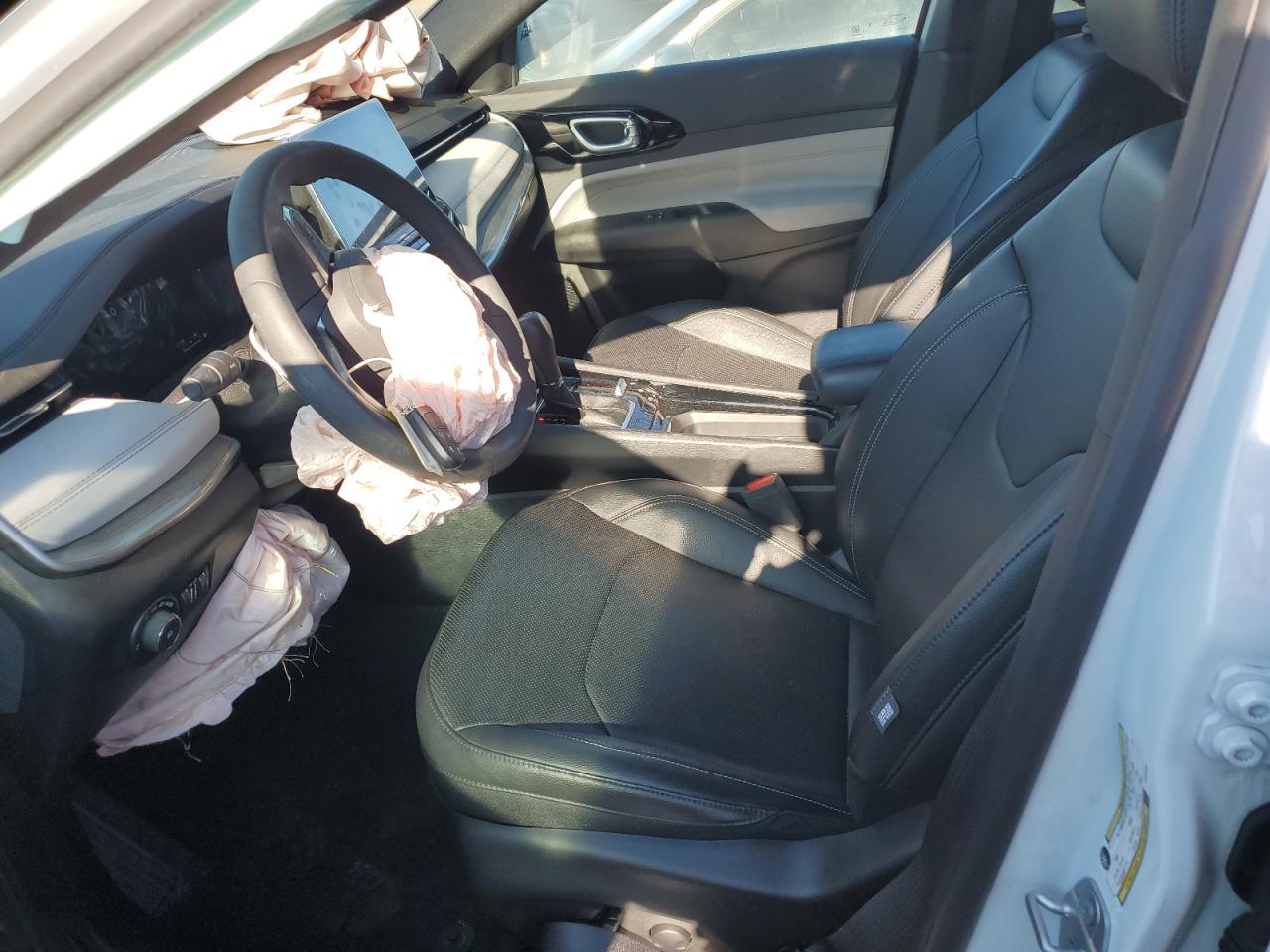 2025 Jeep Compass Limited VIN: 3C4NJDCN3ST527649 Lot: 92546655