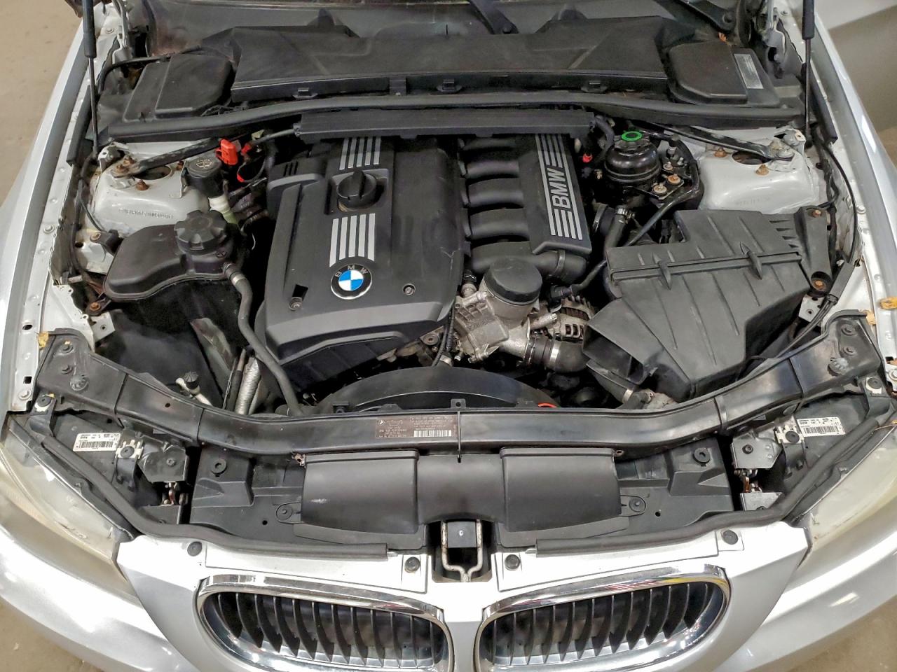 2010 BMW 328 I VIN: WBAPH7G52ANM50493 Lot: 94282465