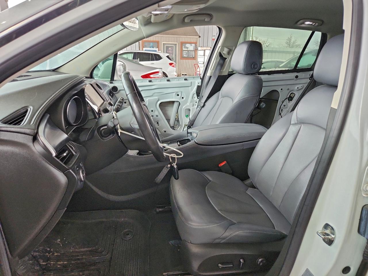 2019 Buick Envision Essence VIN: LRBFXCSA1KD022063 Lot: 93938565