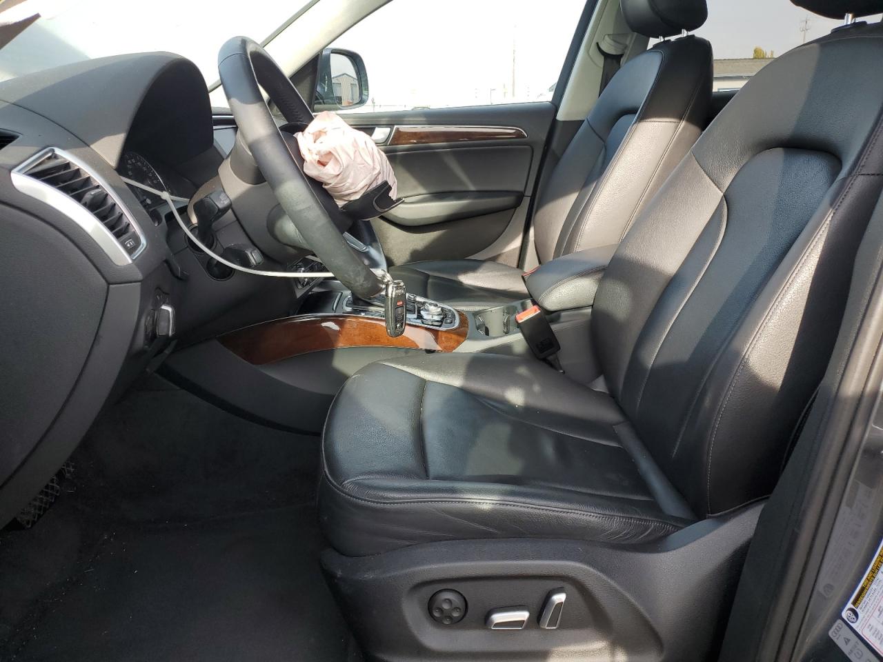 2017 Audi Q5 Premium VIN: WA1C2AFP1HA070673 Lot: 92834105