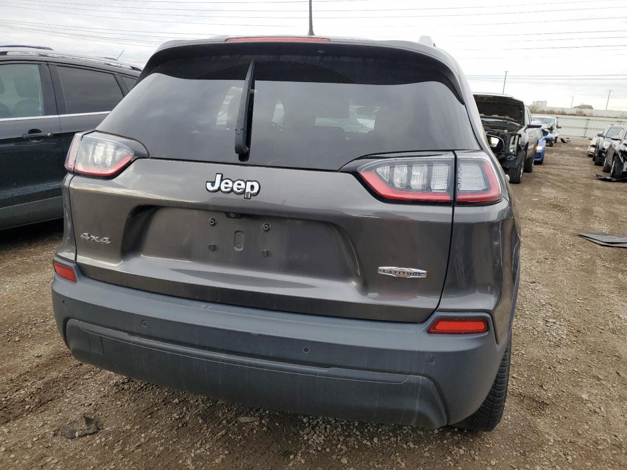 2019 Jeep Cherokee Latitude Plus VIN: 1C4PJMLBXKD355625 Lot: 92039645