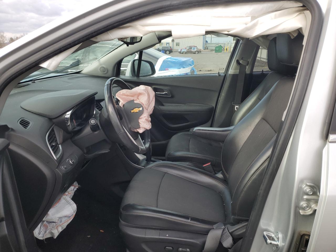 2020 Chevrolet Trax 1Lt VIN: KL7CJPSBXLB035555 Lot: 92718745