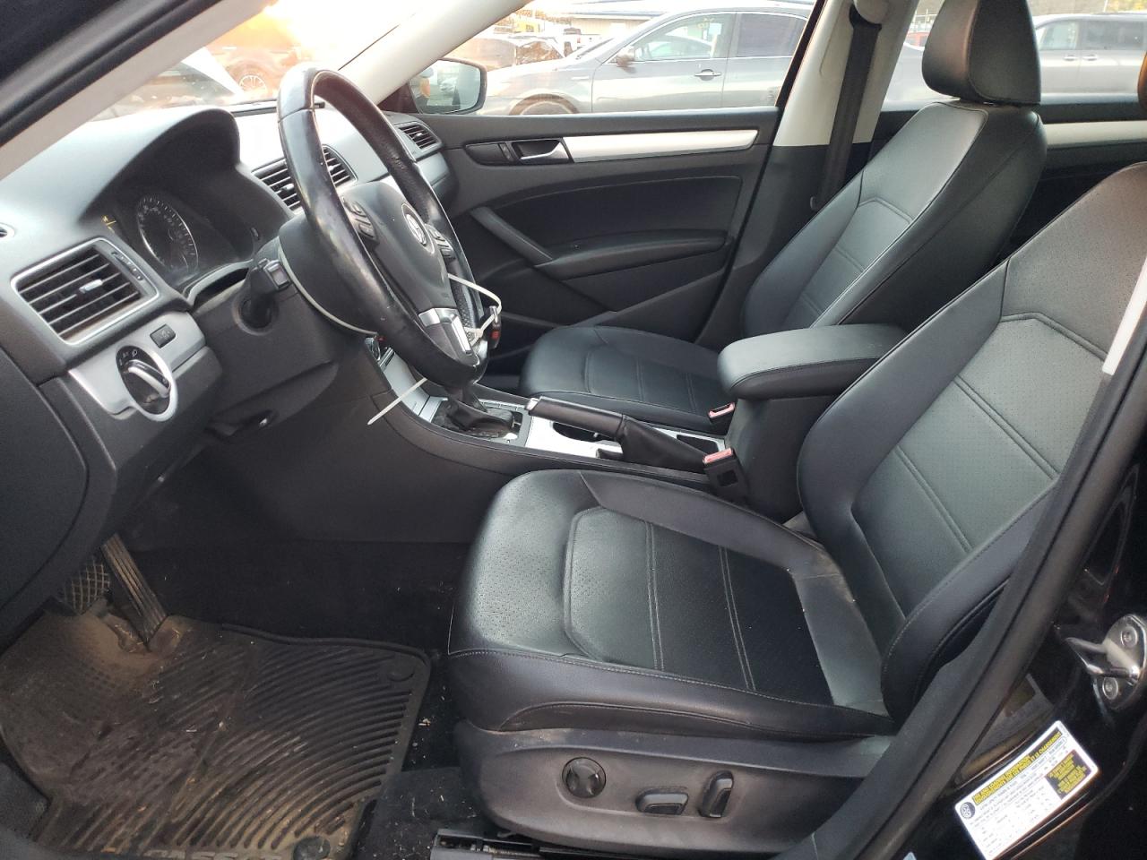 2013 Volkswagen Passat Se VIN: 1VWBP7A32DC015350 Lot: 93101065