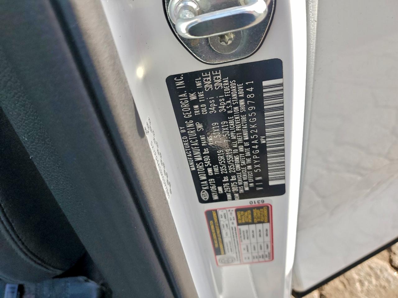 2019 Kia Sorento Lx VIN: 5XYPG4A52KG597841 Lot: 93350775