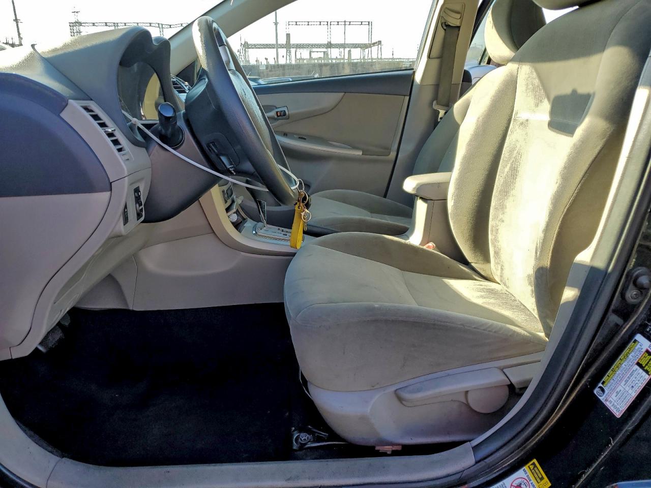 2011 Toyota Corolla Base VIN: 2T1BU4EE8BC586528 Lot: 94513495