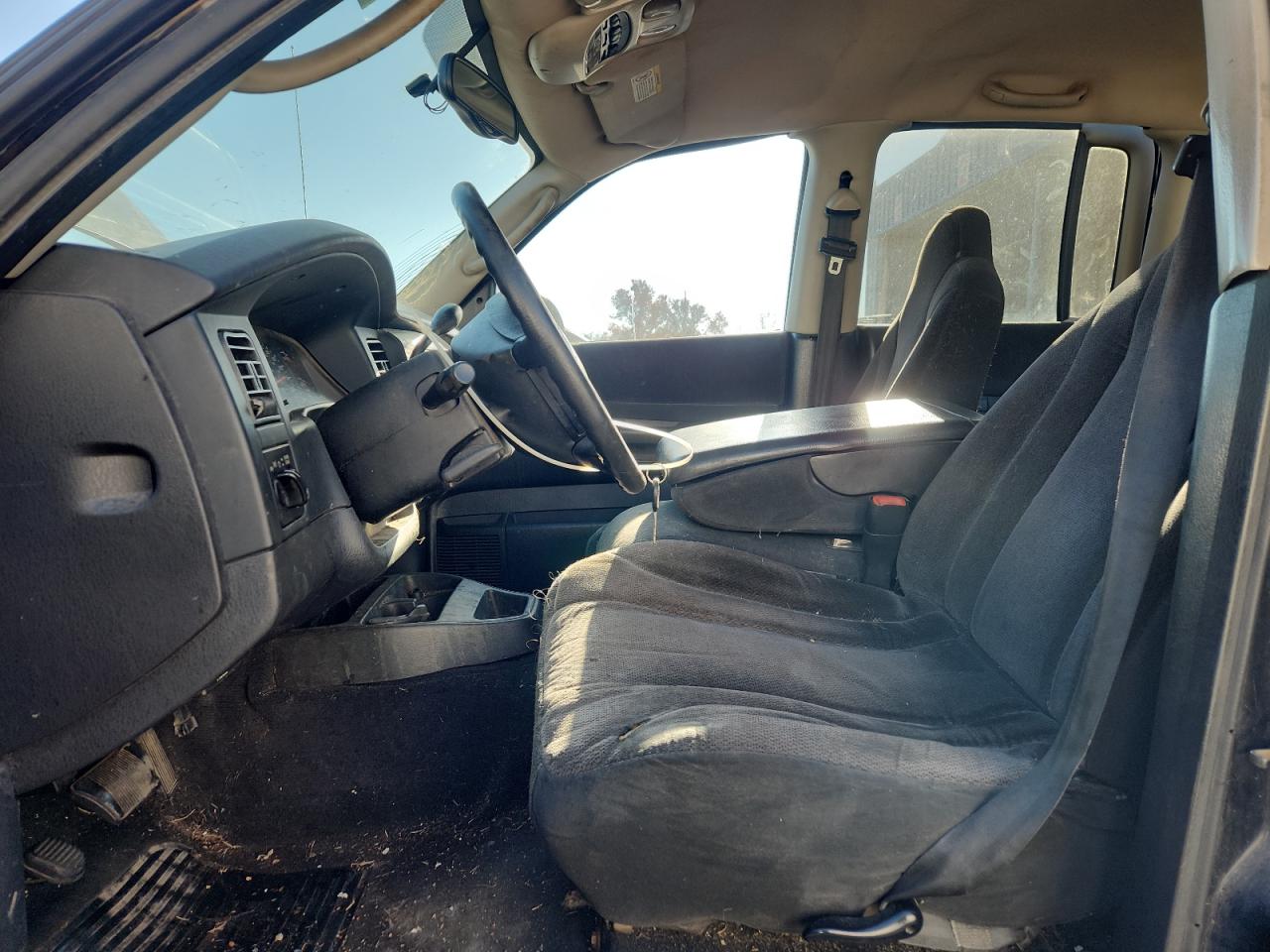 2004 Dodge Dakota Quad Slt VIN: 1D7HG48N04S540728 Lot: 92743195