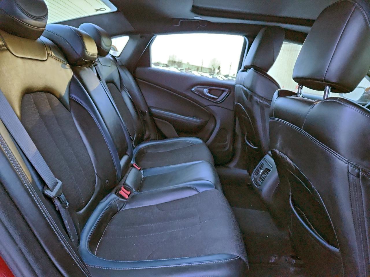 2015 Chrysler 200 S VIN: 1C3CCCBG6FN703621 Lot: 94899435