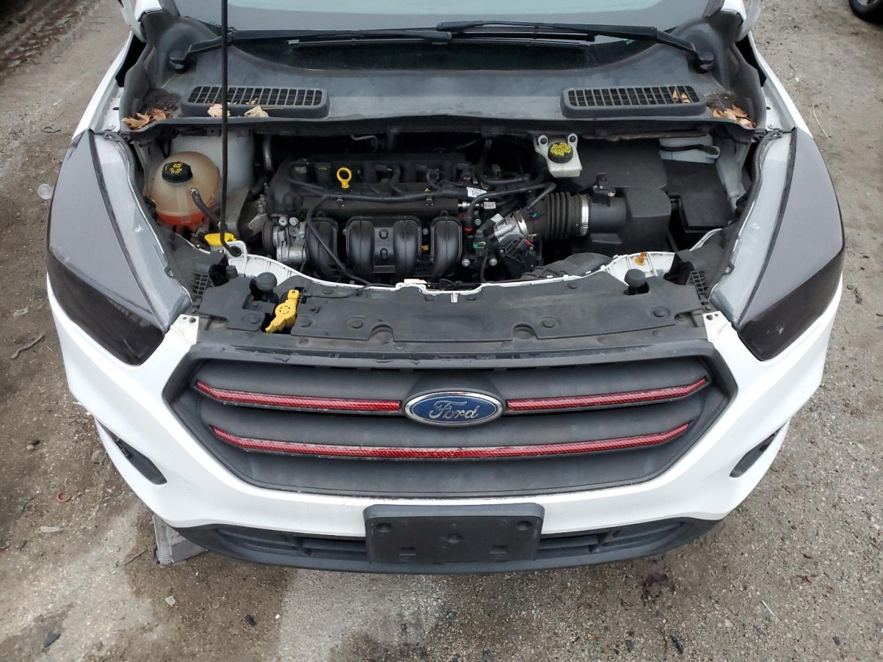 2018 Ford Escape S VIN: 1FMCU0F77JUC98865 Lot: 92074845