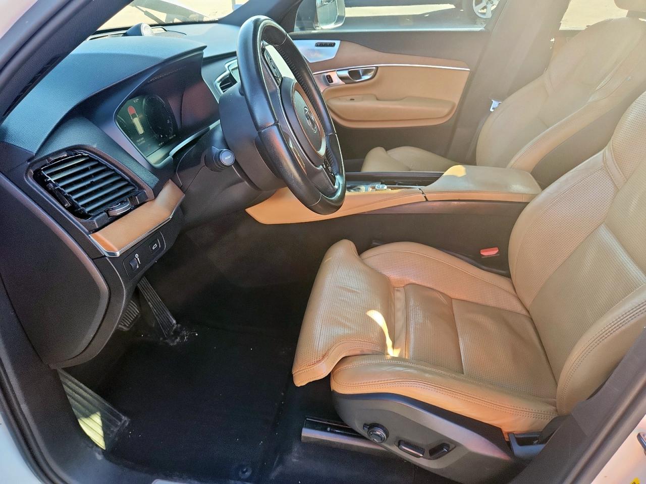 2017 Volvo Xc90 T6 VIN: YV4A22PL3H1174318 Lot: 92884865