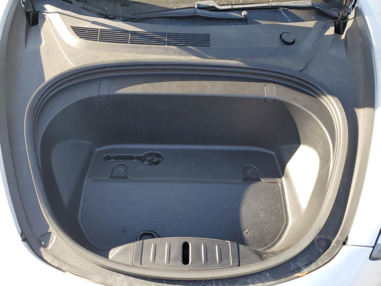 2020 Tesla Model 3 VIN: 5YJ3E1EC5LF703798 Lot: 92724145