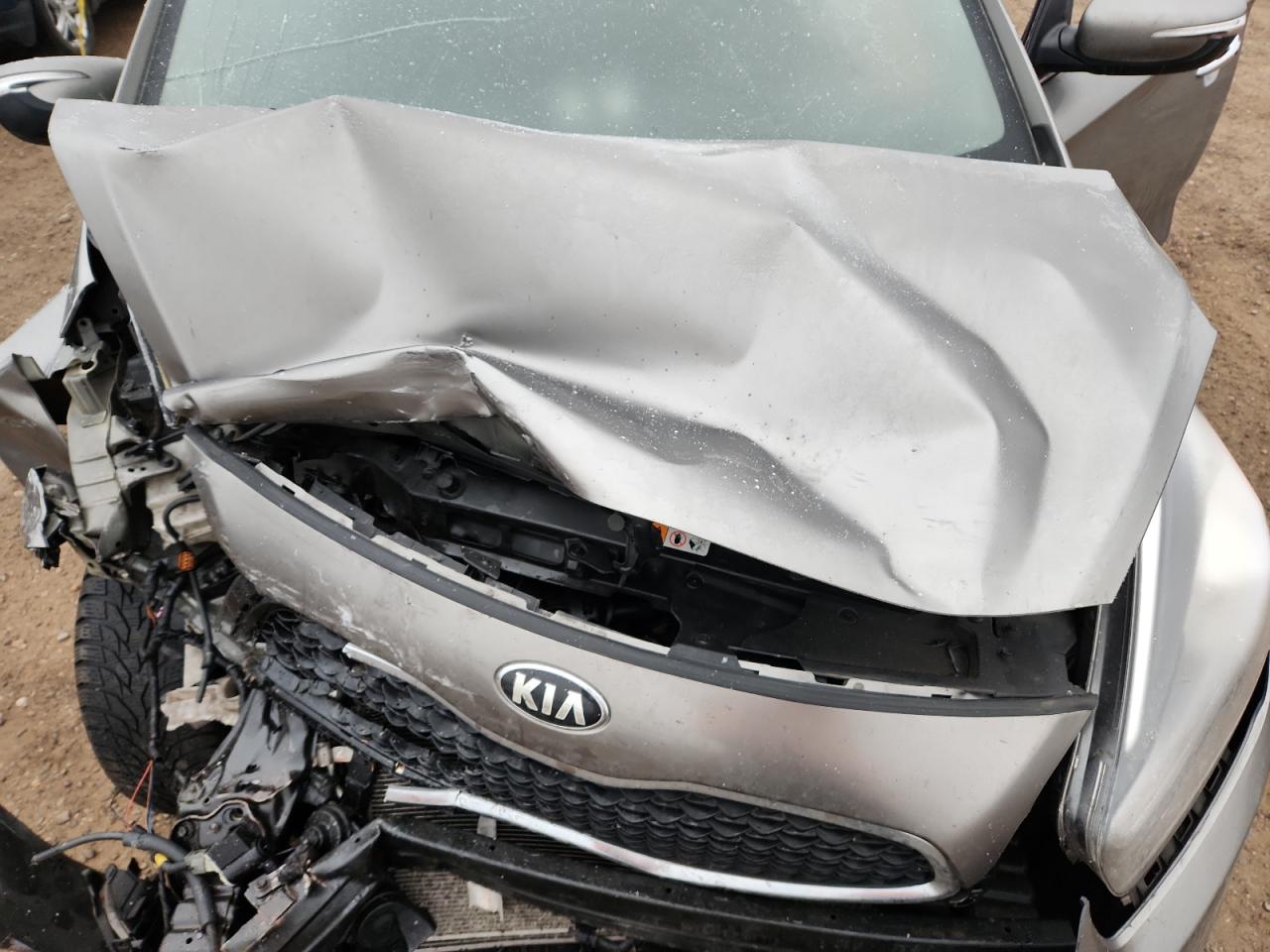 2015 Kia Rondo VIN: KNAHU8A34F7089924 Lot: 92051375