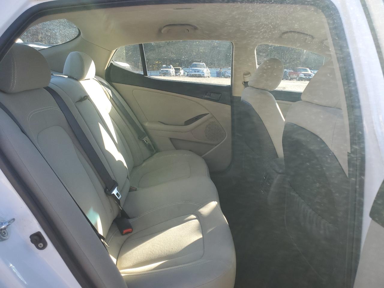 2011 Kia Optima Lx VIN: KNAGM4A7XB5177342 Lot: 92591575