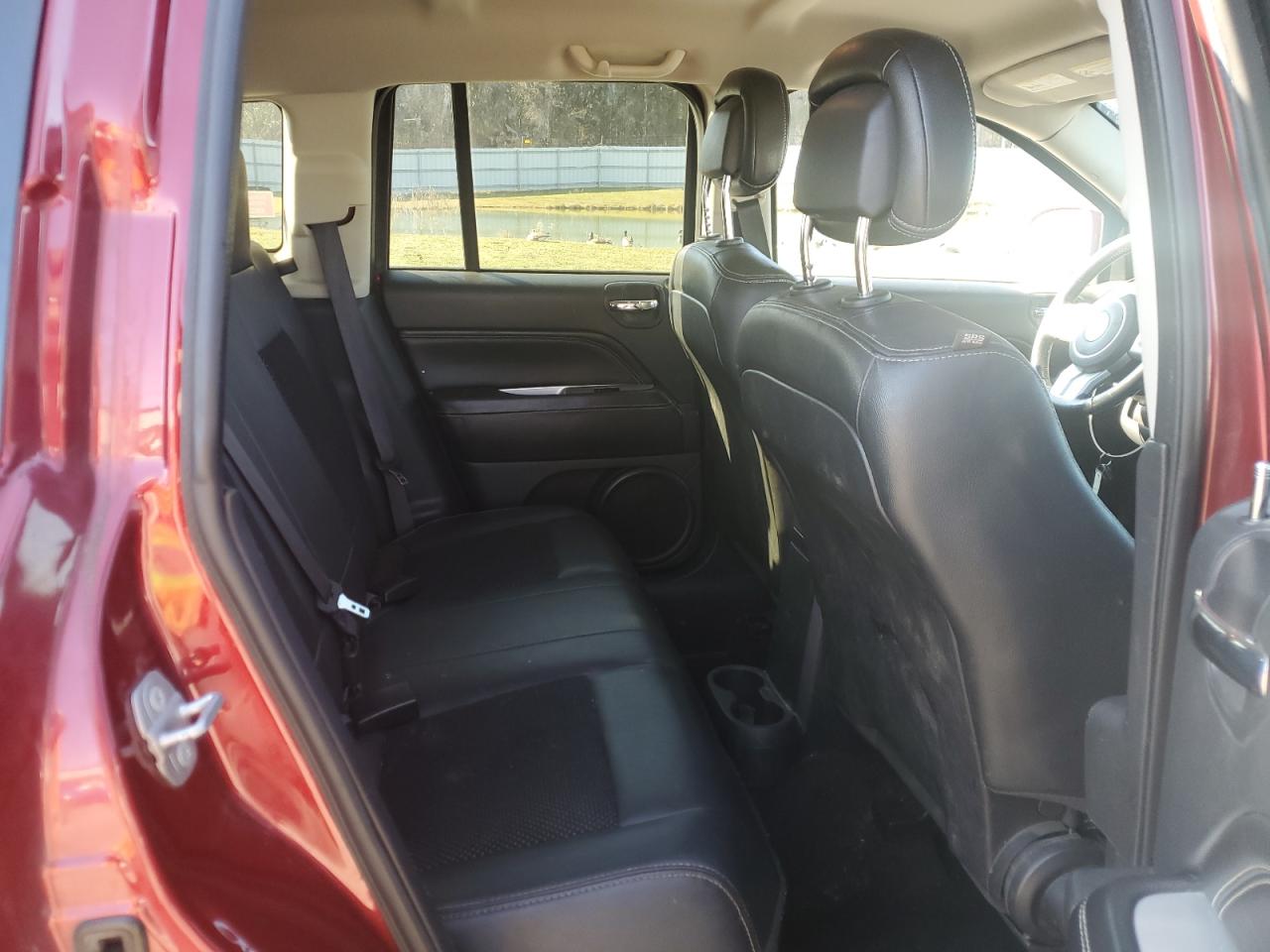 2016 Jeep Compass Latitude VIN: 1C4NJDEB1GD617320 Lot: 93710635