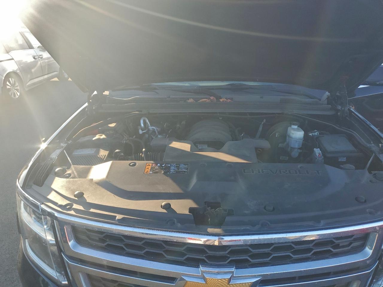 2019 Chevrolet Suburban K1500 Lt VIN: 1GNSKHKC1KR276346 Lot: 93153935