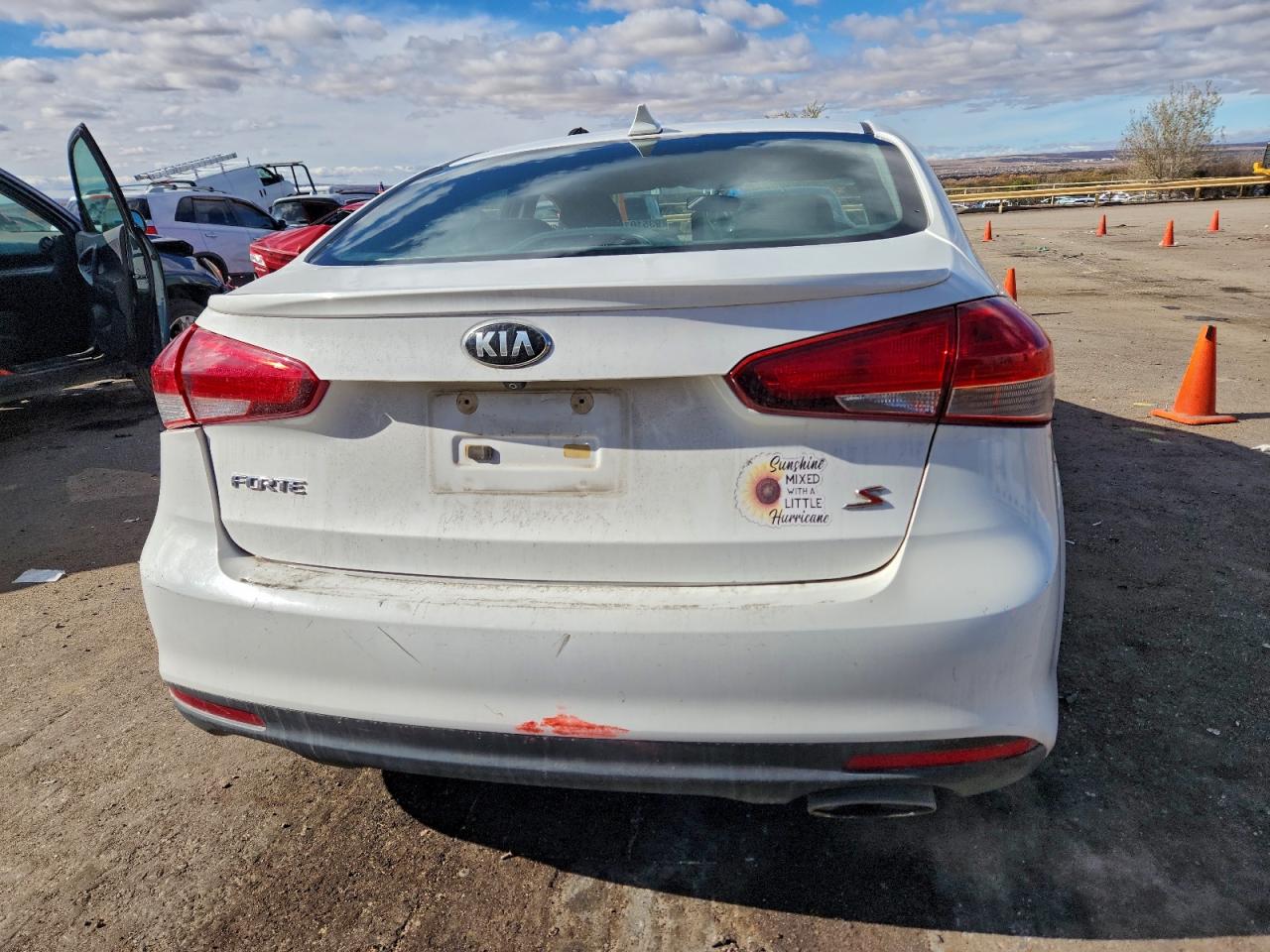 2017 Kia Forte Lx VIN: 3KPFL4A78HE014851 Lot: 93510325