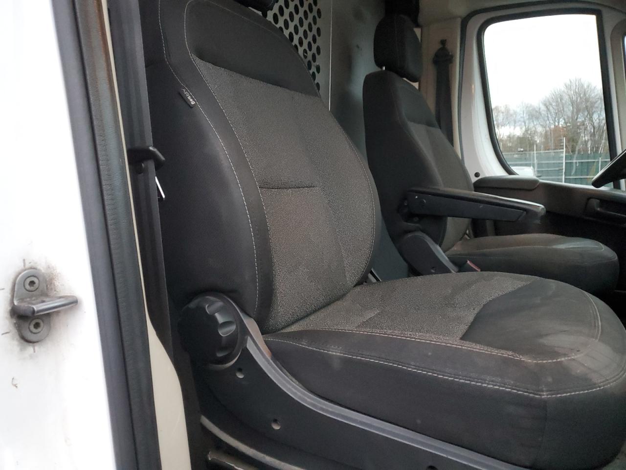 2017 Ram Promaster 1500 1500 Standard VIN: 3C6TRVAG5HE529515 Lot: 91982195