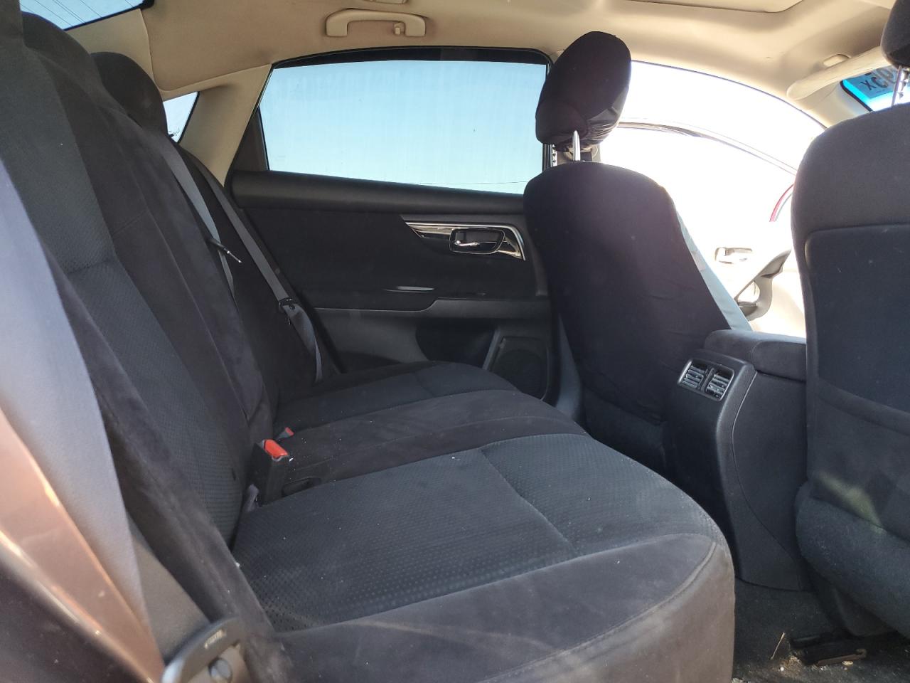 2014 Nissan Altima 2.5 VIN: 1N4AL3AP7EC410105 Lot: 92217295