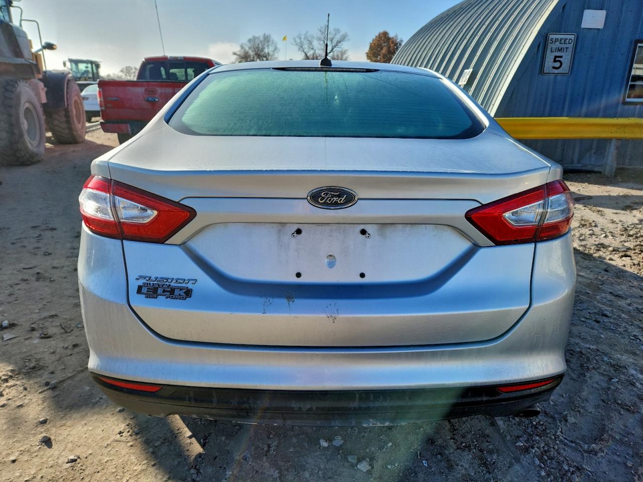 2013 Ford Fusion S VIN: 3FA6P0G76DR260651 Lot: 93274235