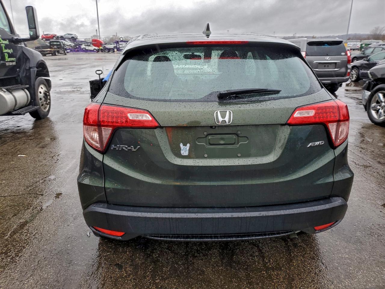 2017 Honda Hr-V Lx VIN: 3CZRU6H37HG700175 Lot: 94125335