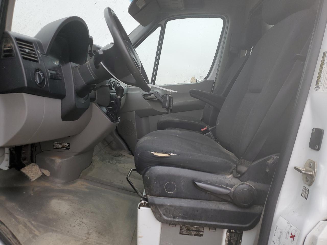 2015 Mercedes-Benz Sprinter 2500 VIN: WD3CE8CC2FP160233 Lot: 81444085