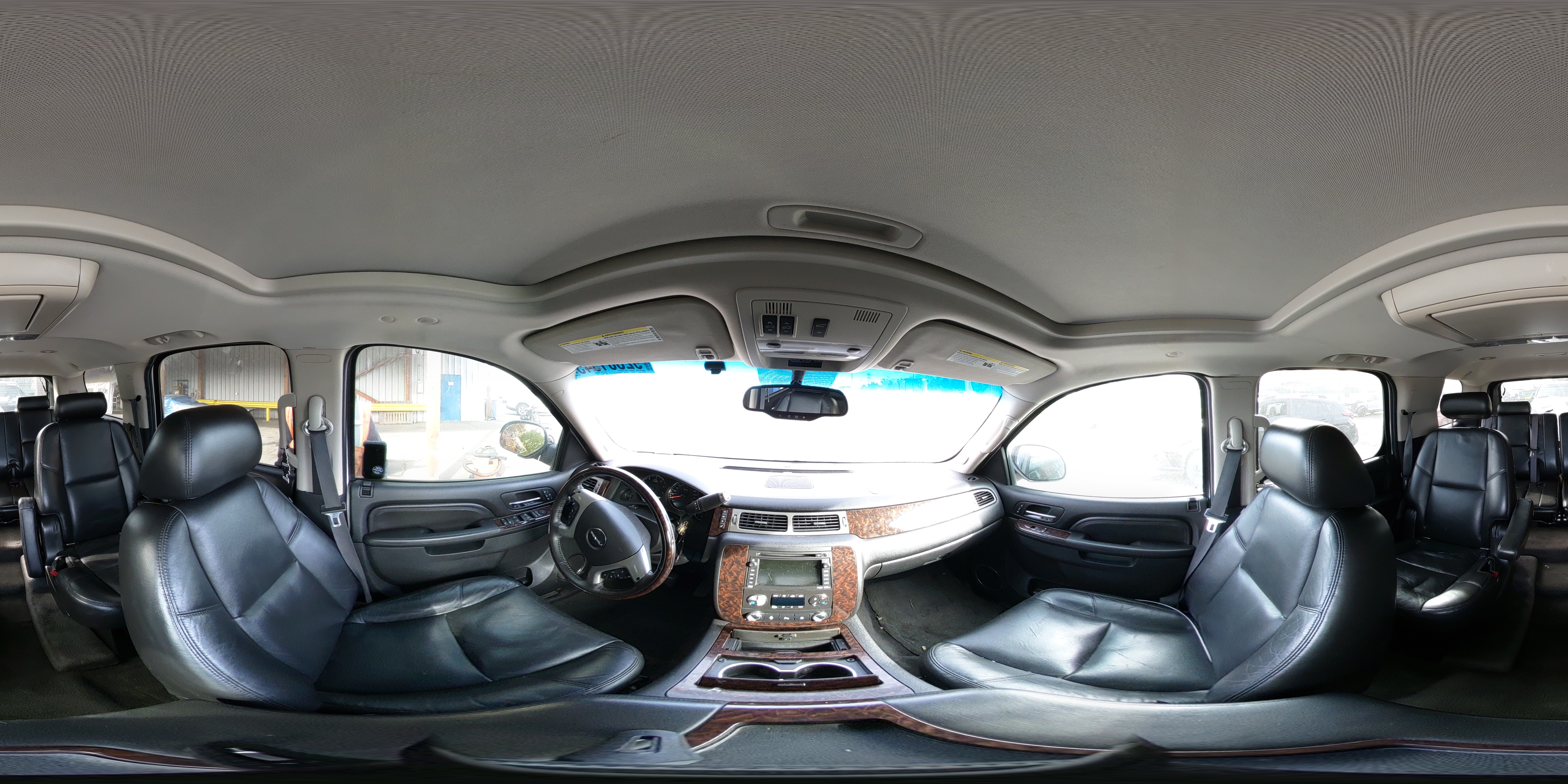 2010 GMC Yukon Denali VIN: 1GKUKEEF4AR224931 Lot: 92301945