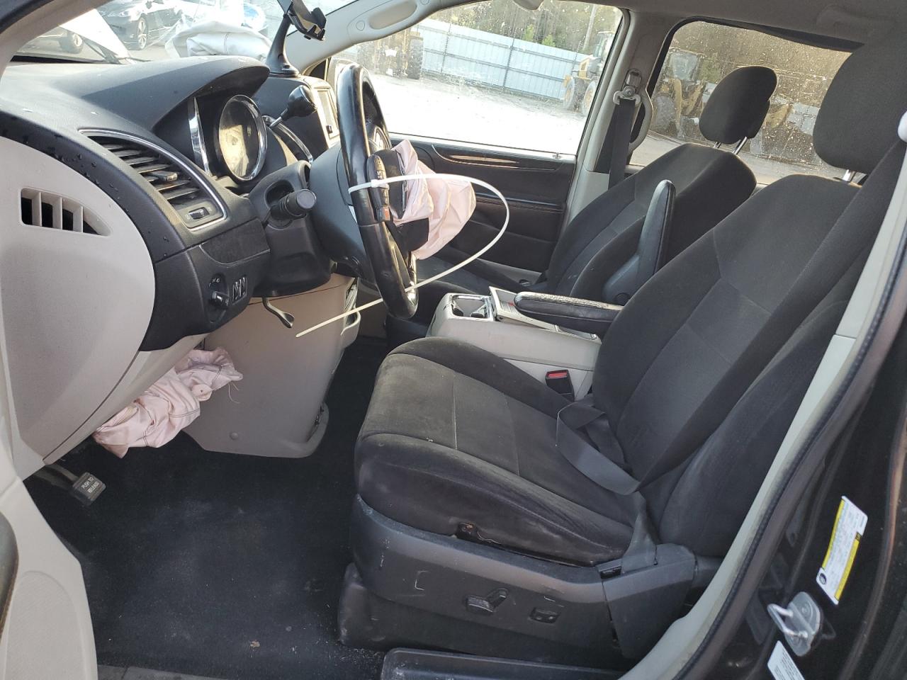 2013 Chrysler Town & Country Touring VIN: 2C4RC1BG6DR692663 Lot: 92821935