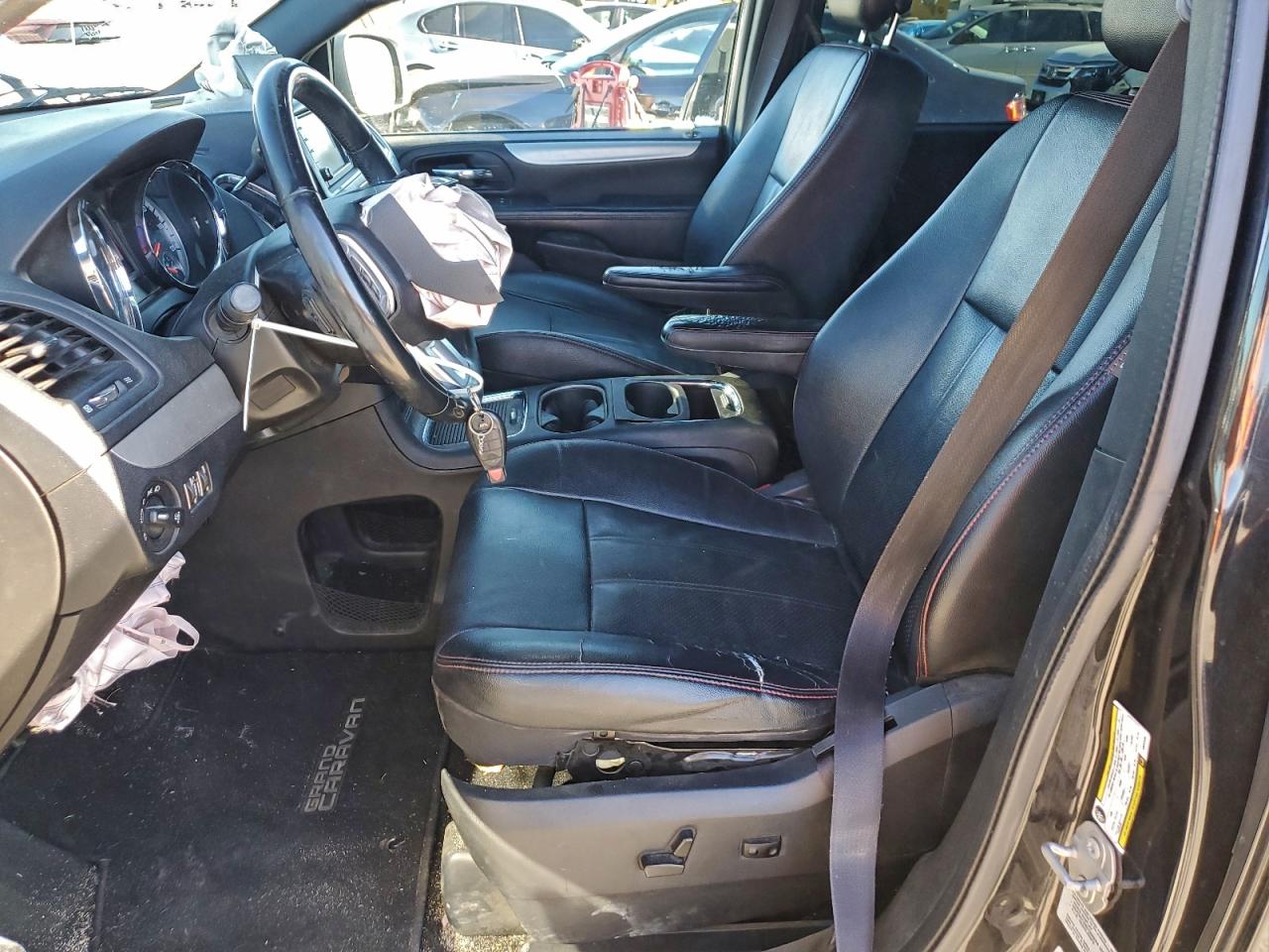 2016 Dodge Grand Caravan R/T VIN: 2C4RDGEG1GR324357 Lot: 94377085