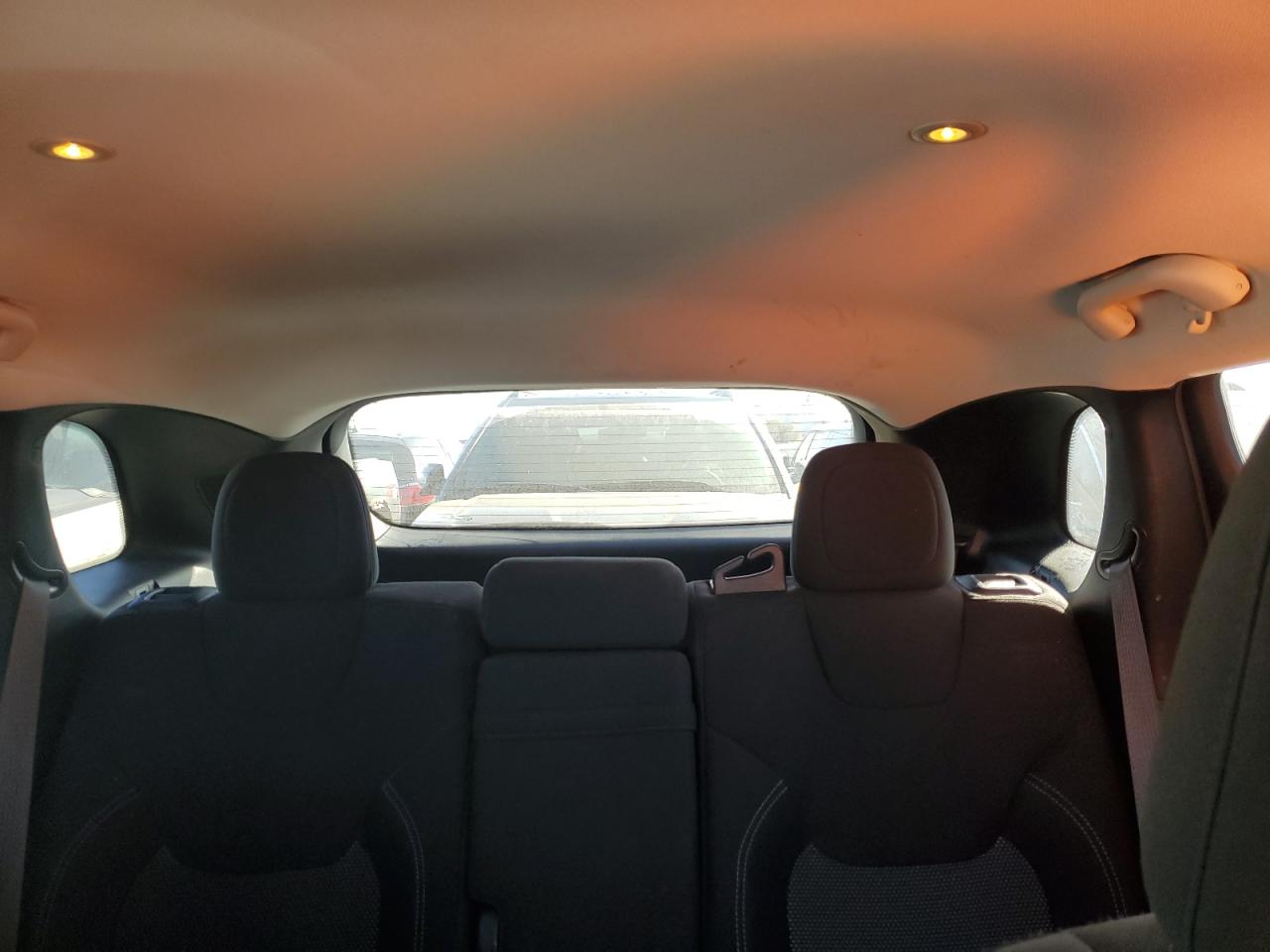 2019 Jeep Cherokee Latitude VIN: 1C4PJMCB1KD212711 Lot: 91815915