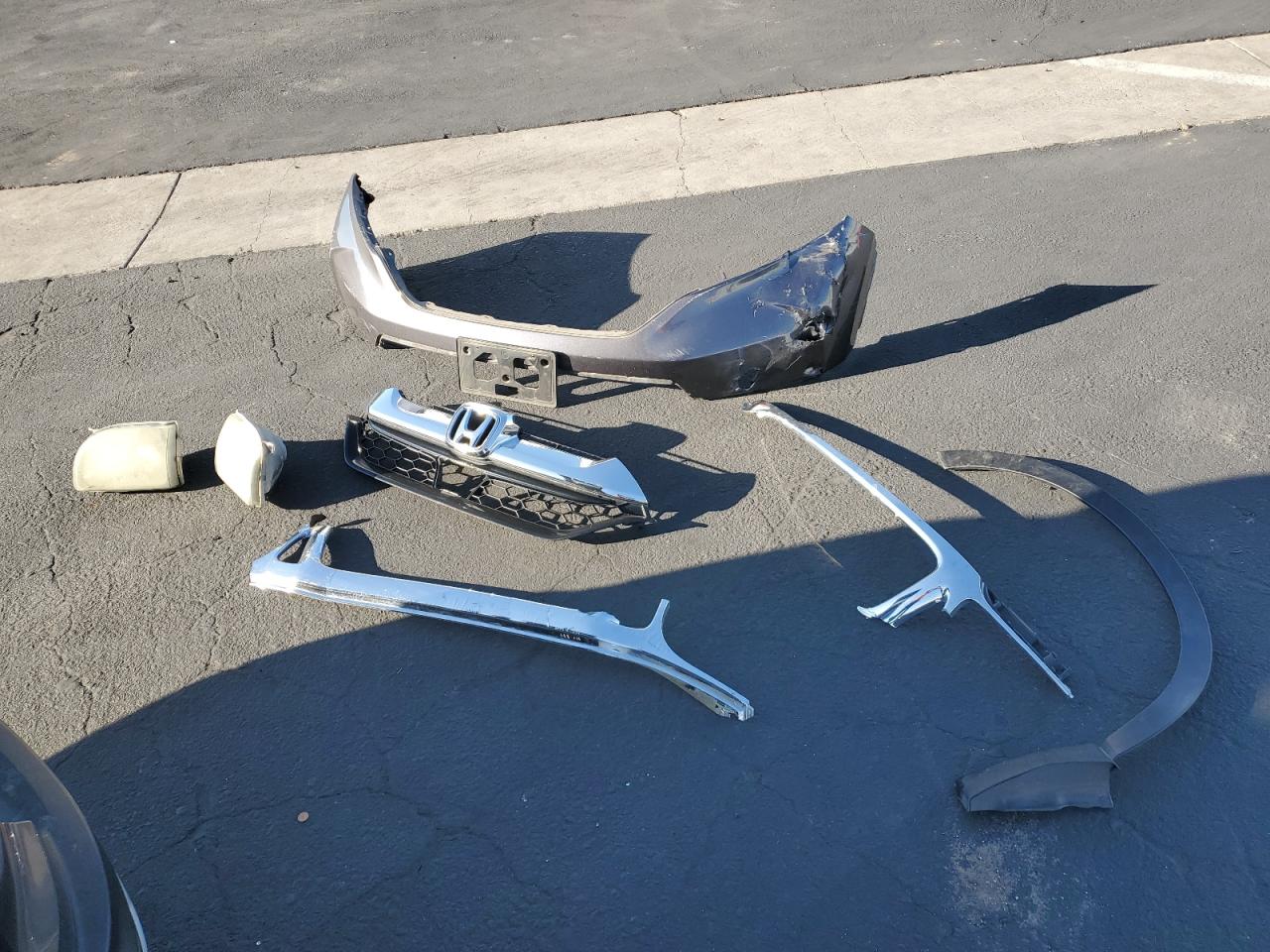 2019 Honda Cr-V Exl VIN: 5J6RW1H8XKA004828 Lot: 92116435