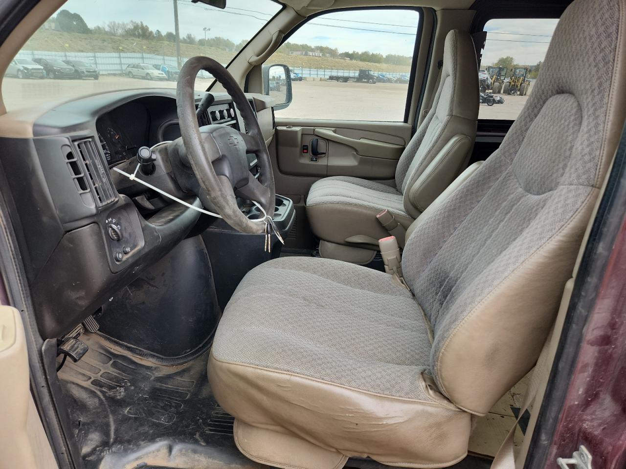 2005 Chevrolet Express G1500 VIN: 1GCFH15T951232092 Lot: 85413685