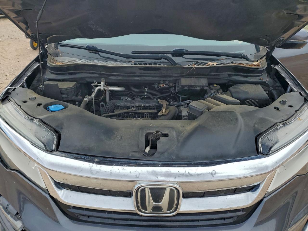 2019 Honda Pilot Touring VIN: 5FNYF6H63KB034869 Lot: 93847455