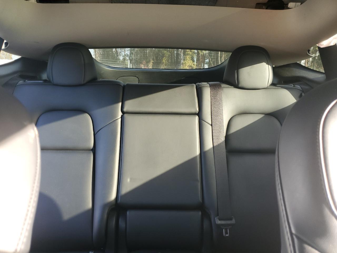 2022 Tesla Model Y VIN: 7SAYGDEF5NF531502 Lot: 93368495