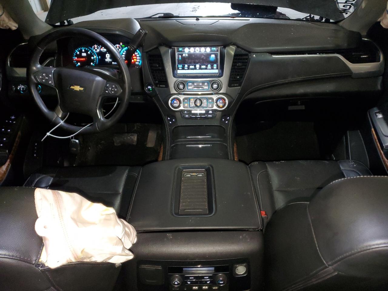 2017 Chevrolet Suburban K1500 Premier VIN: 1GNSKJKC5HR291464 Lot: 92653305