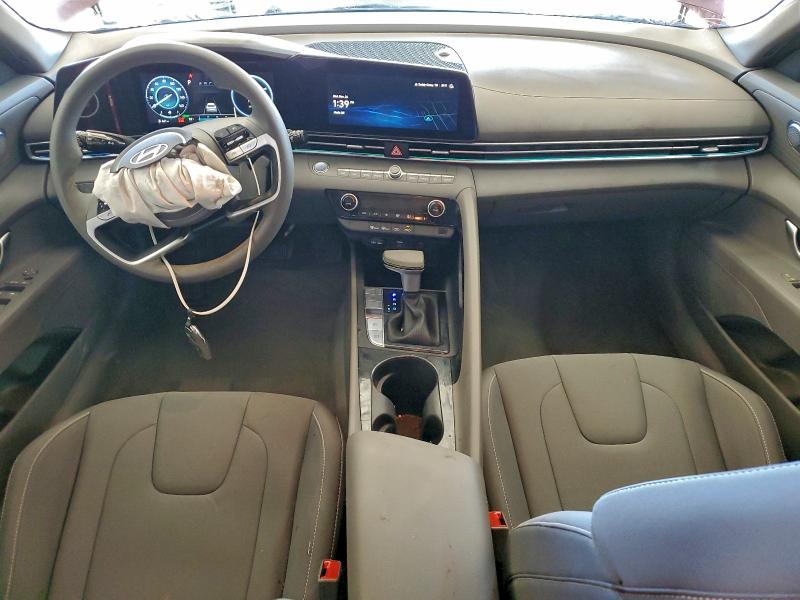  HYUNDAI ELANTRA 2024 Bordowy