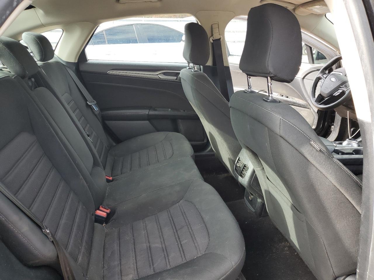 2020 Ford Fusion Se VIN: 3FA6P0LU6LR183581 Lot: 92089875