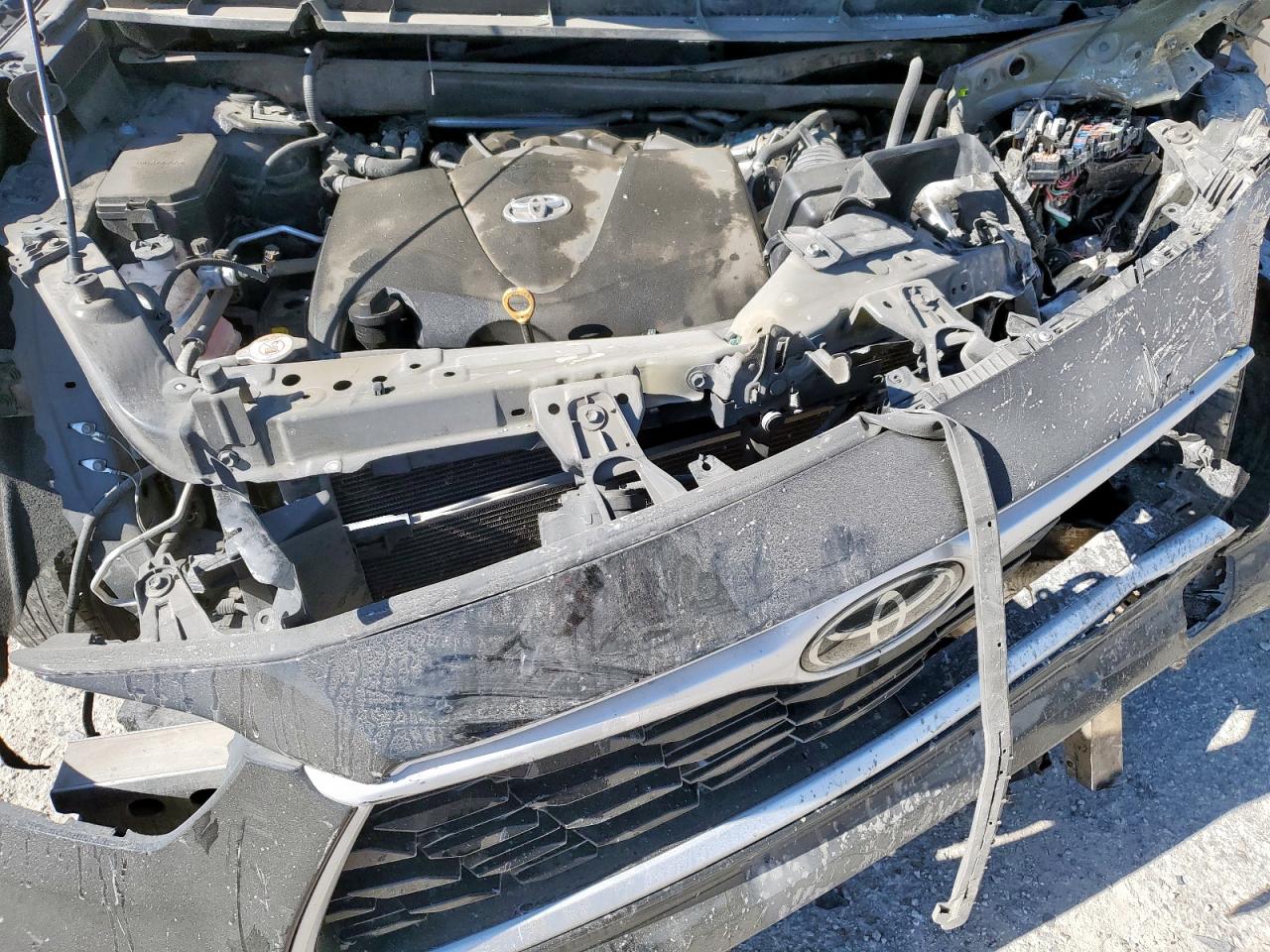 2022 Toyota Highlander Xle VIN: 5TDGZRAH5NS095284 Lot: 92506115