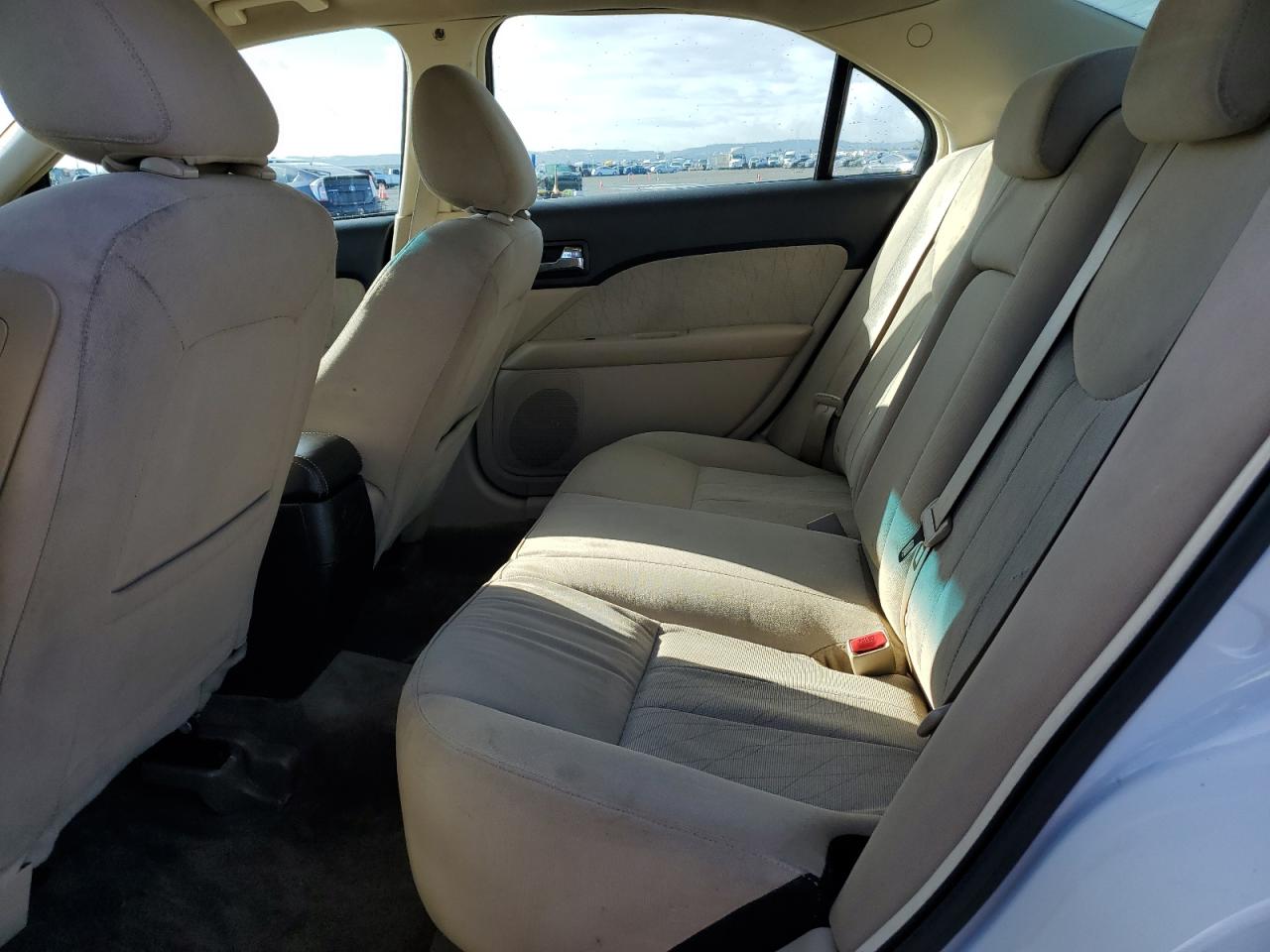 2010 Mercury Milan VIN: 3MEHM0HA1AR607724 Lot: 93494805