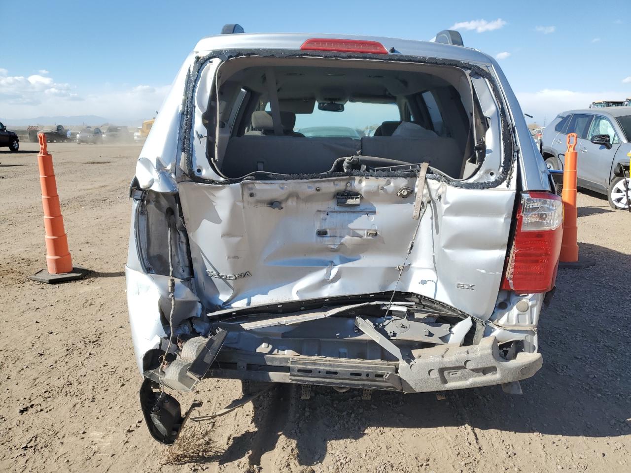 2006 Kia Sedona Ex VIN: KNDMB233966033727 Lot: 90722565