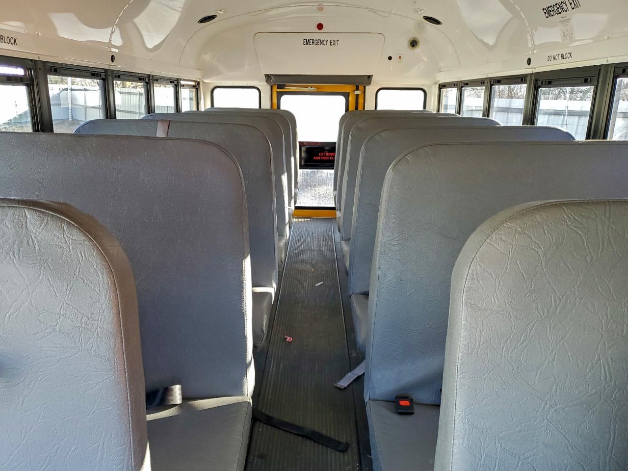 2015 Chevrolet Express G4 - School Bus VIN: 1GB6G5BG1F1265563 Lot: 93781715