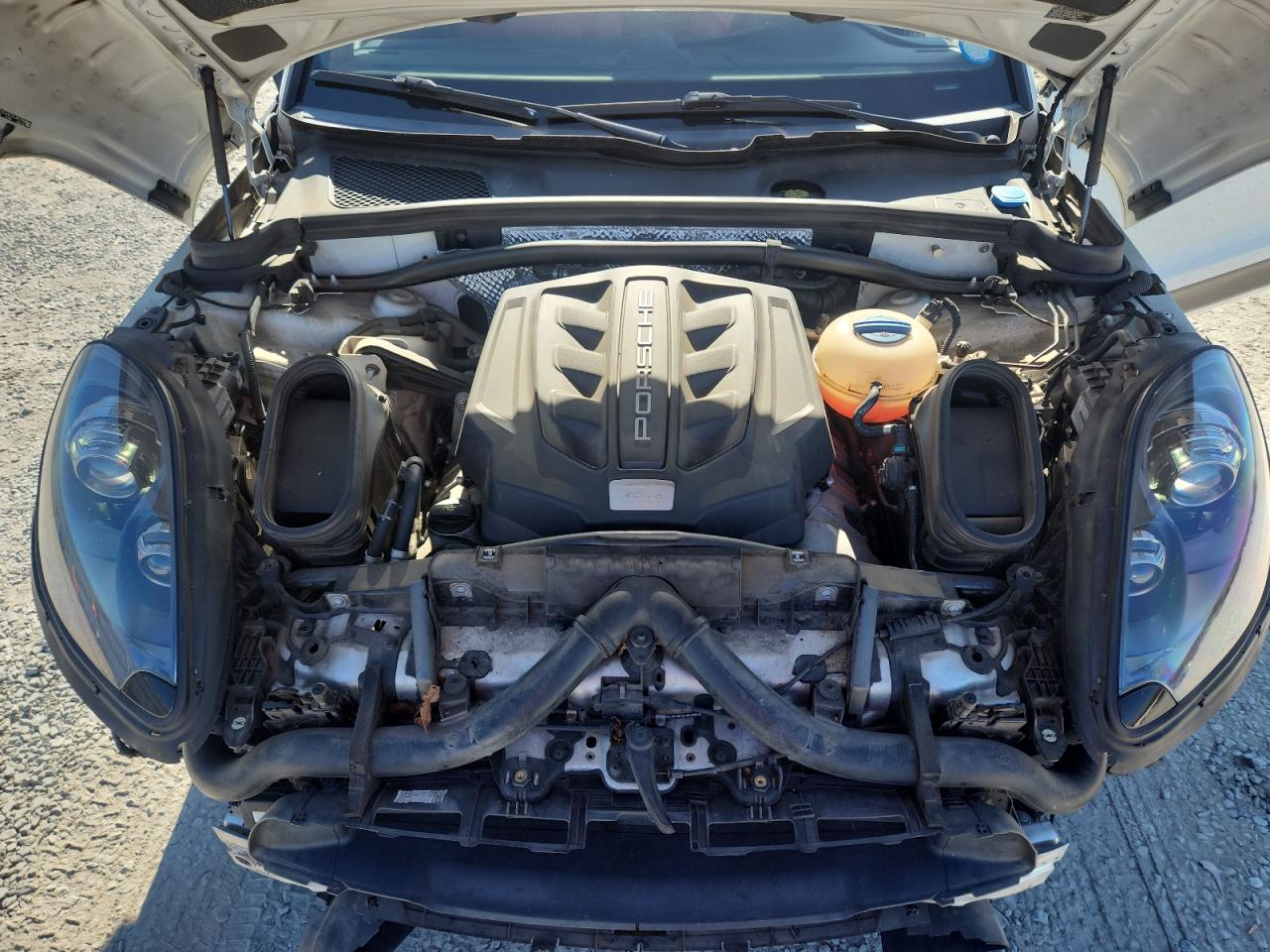 2018 Porsche Macan Gts VIN: WP1AG2A53JLB62998 Lot: 92893975