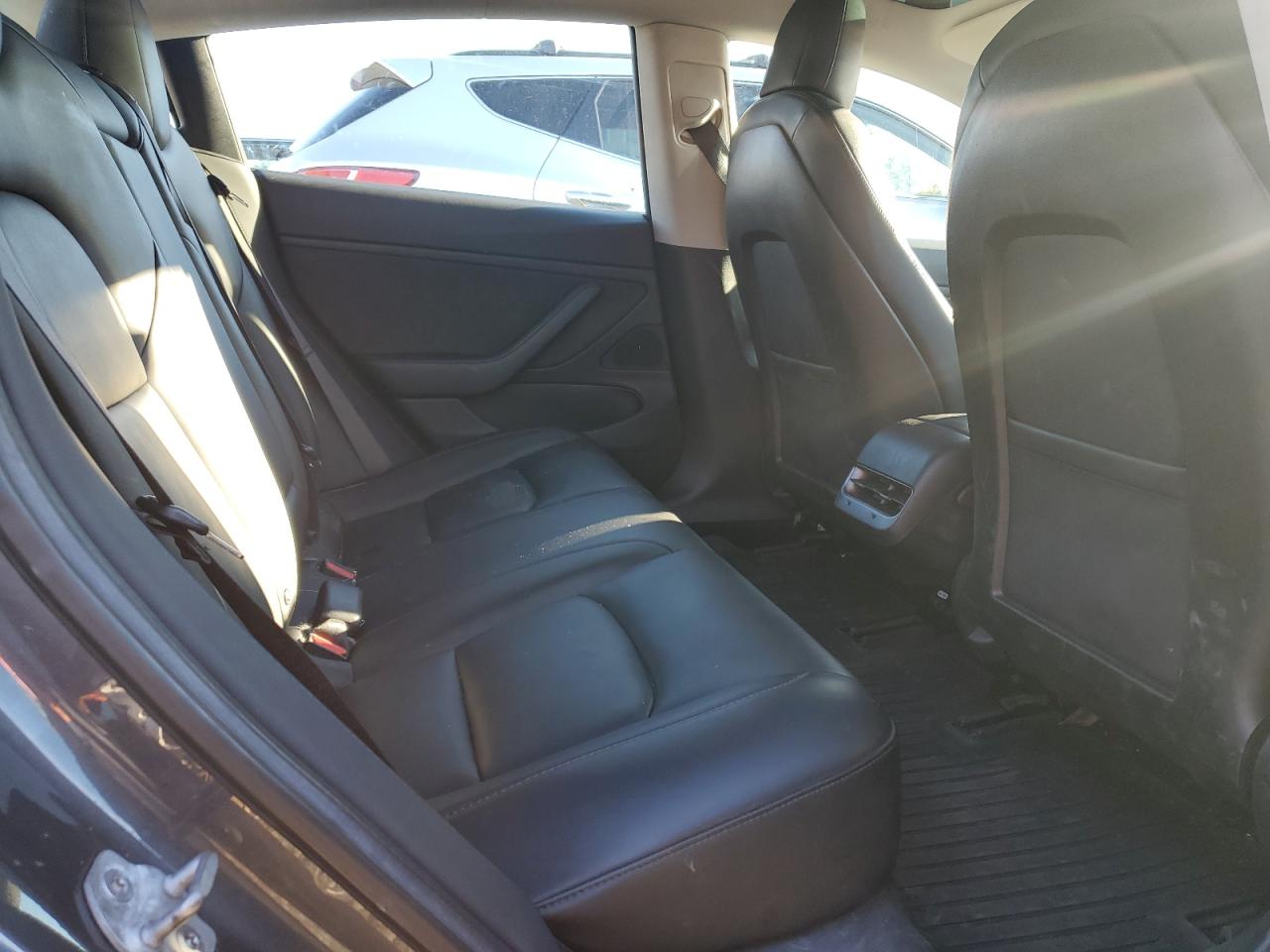 2018 Tesla Model 3 VIN: 5YJ3E1EB6JF093219 Lot: 91286475