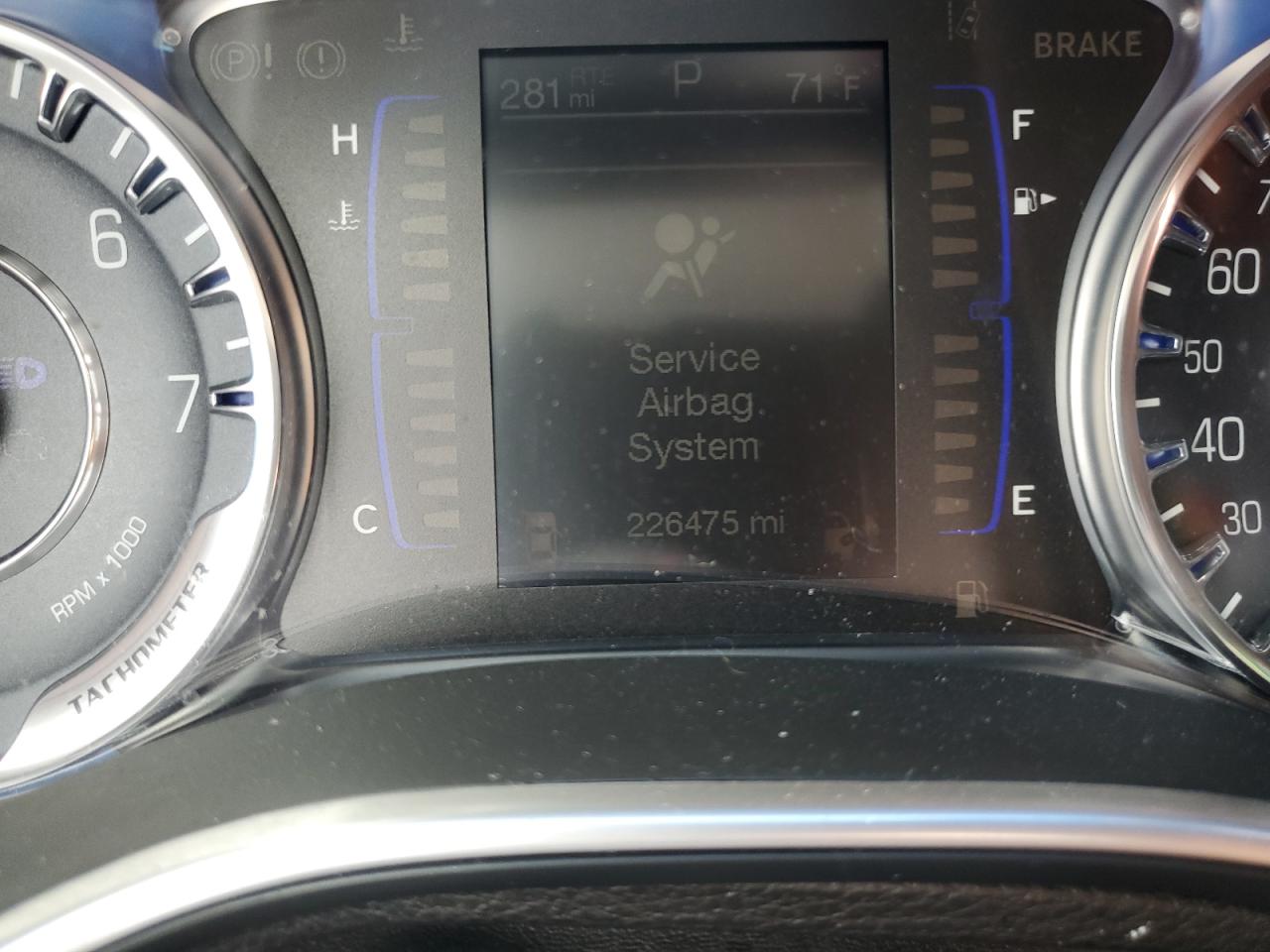 2015 Chrysler 200 Limited VIN: 1C3CCCAB5FN746059 Lot: 92497175