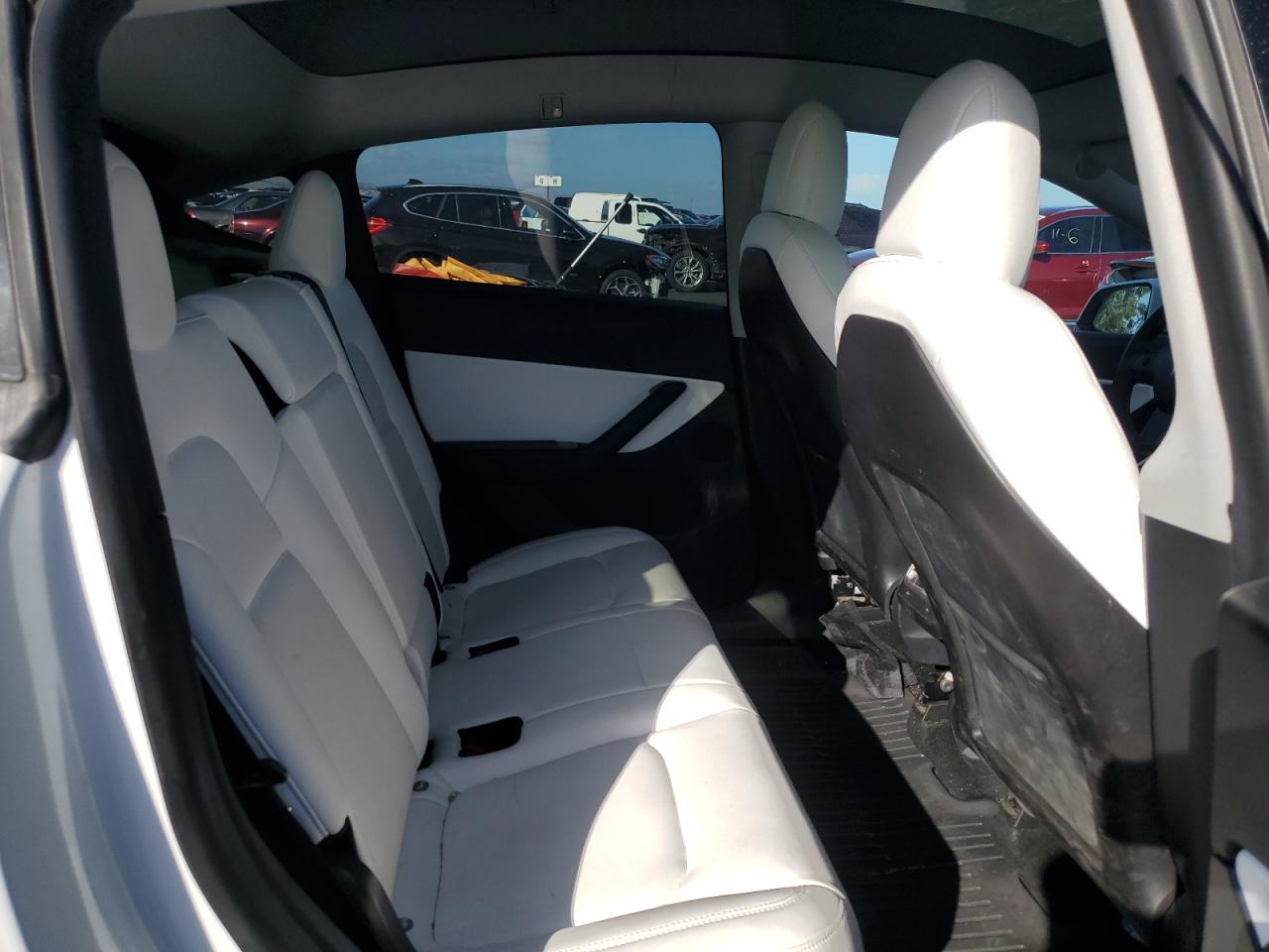 2020 Tesla Model Y VIN: 5YJYGDEE8LF021078 Lot: 91718265