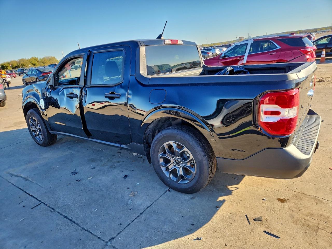 2024 Ford Maverick Xlt VIN: 3FTTW8J93RRB28513 Lot: 94180025