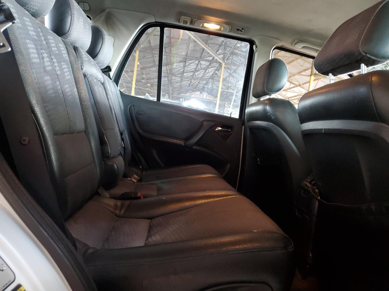 2000 Mercedes-Benz Ml 320 VIN: 4JGAB54E8YA210333 Lot: 93149235