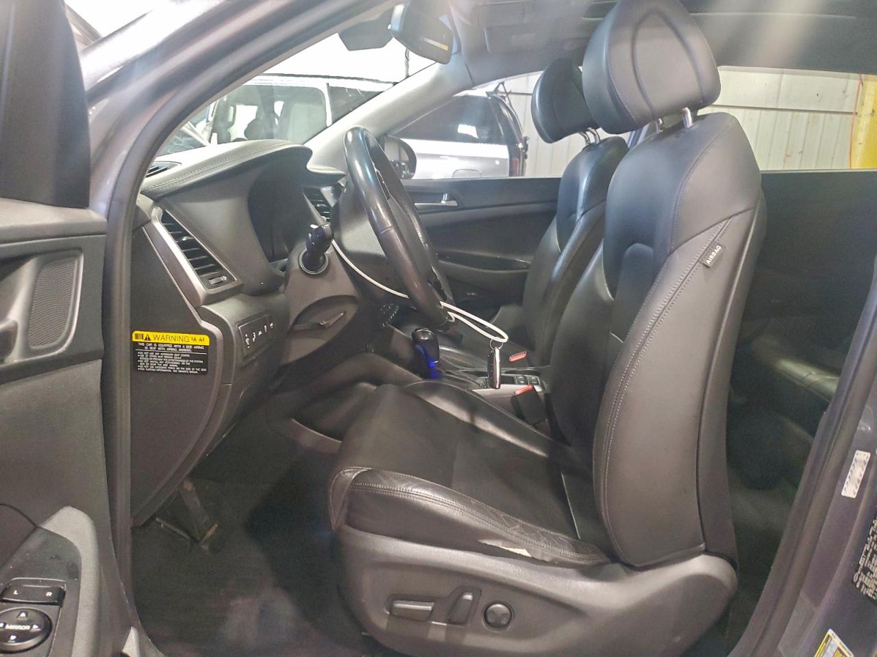 2018 Hyundai Tucson Value VIN: KM8J3CA2XJU642647 Lot: 94573395