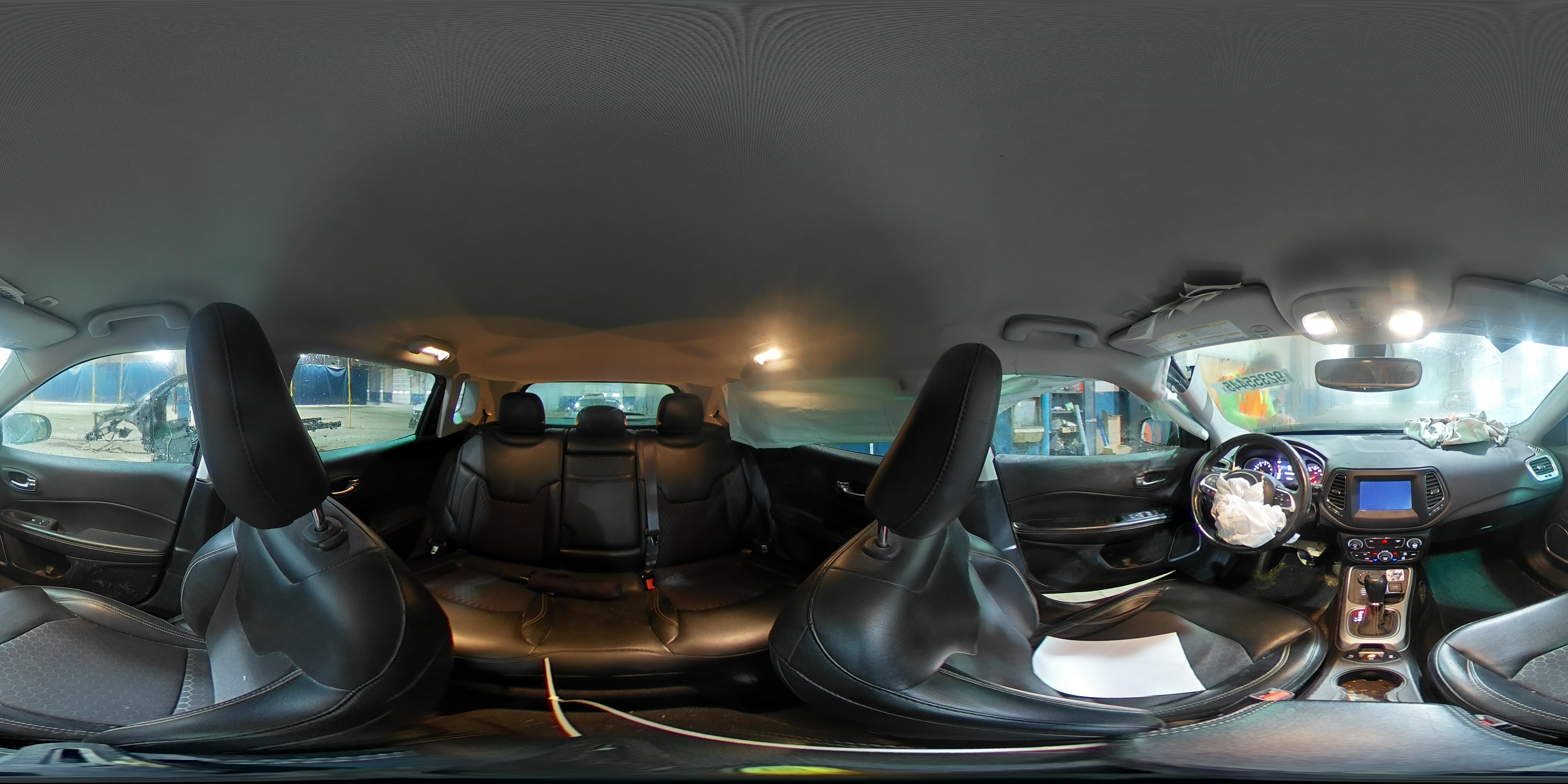 2018 Jeep Compass Latitude VIN: 3C4NJDBB2JT349979 Lot: 92355445