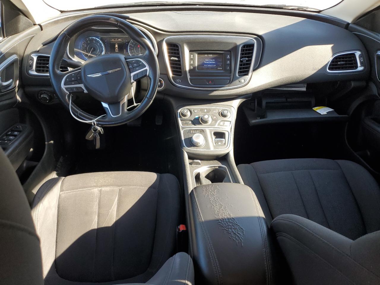 2015 Chrysler 200 Limited VIN: 1C3CCCAB4FN744805 Lot: 92189045