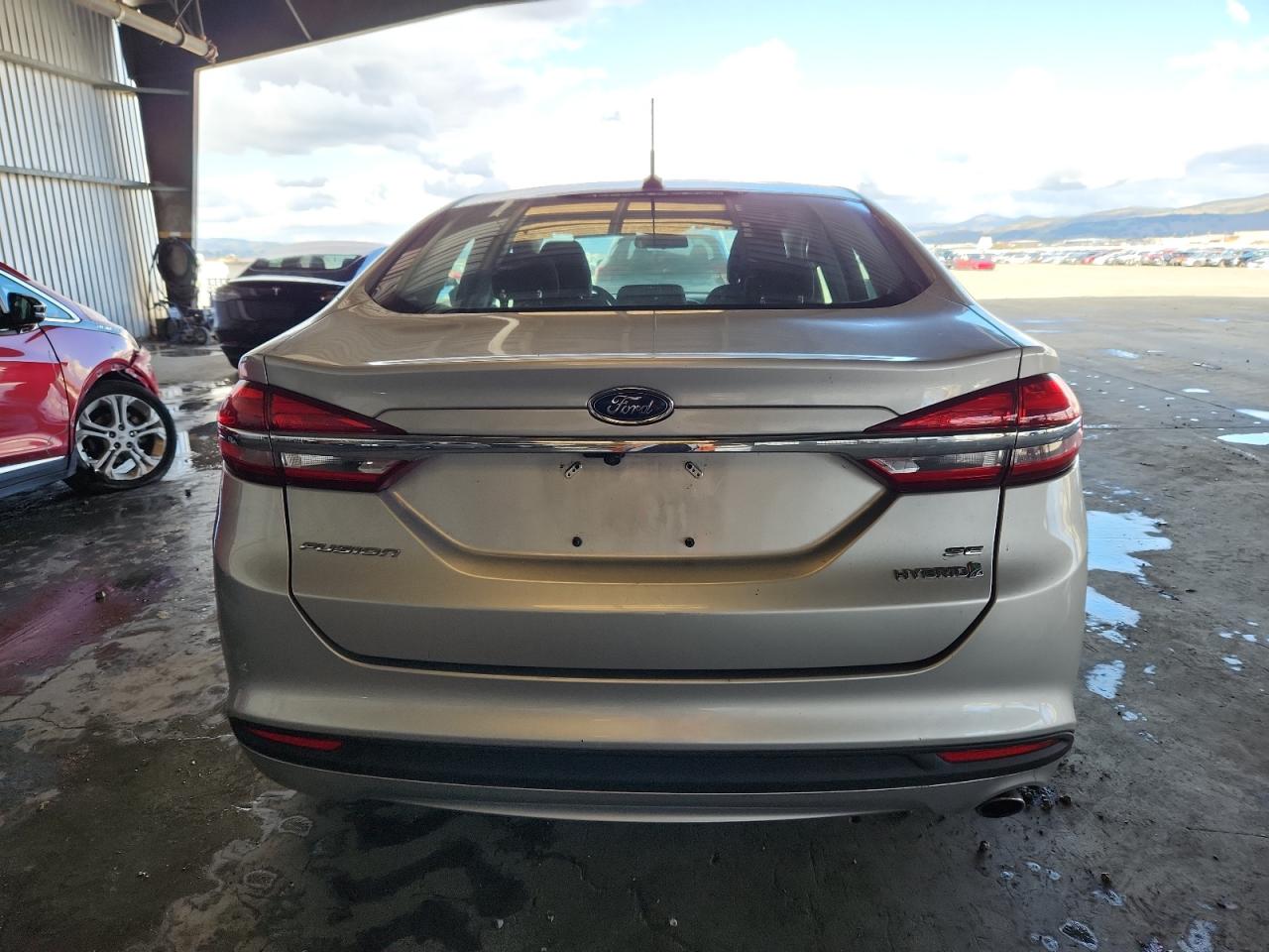 2017 Ford Fusion Se Hybrid VIN: 3FA6P0LU3HR300184 Lot: 92603855